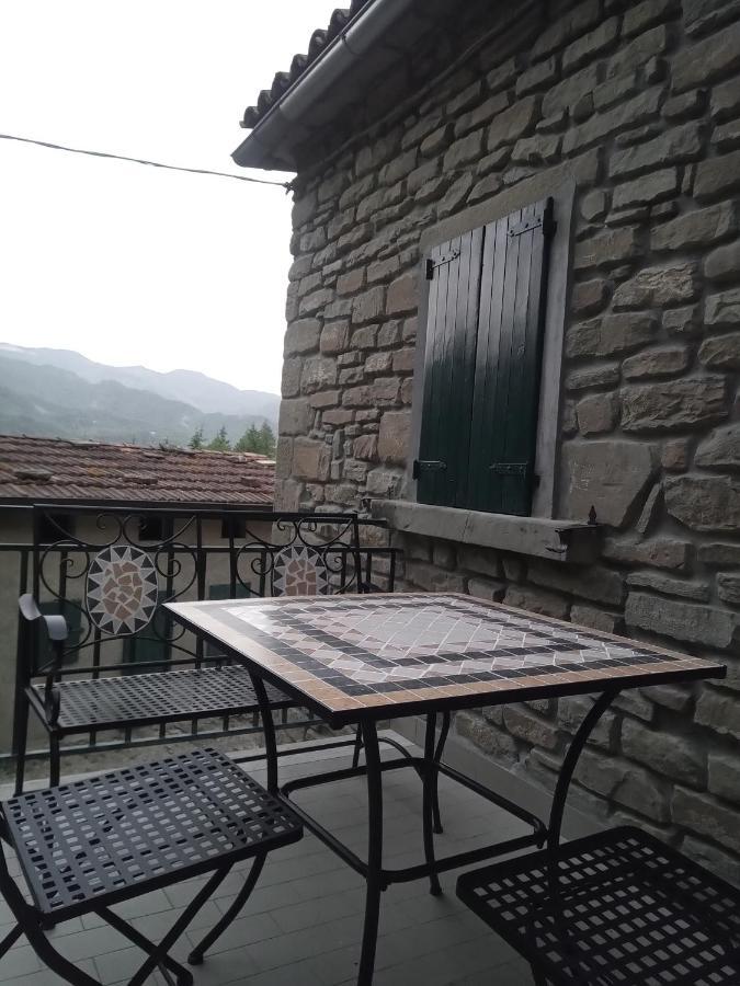 Agriturismo Il Regno Del Marrone Castel del Rio Exteriör bild